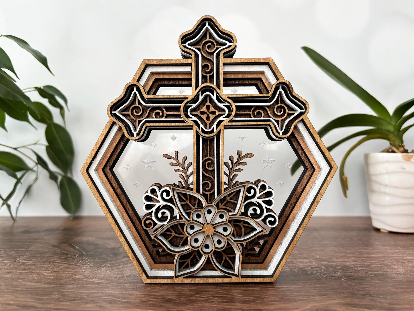 3103 - Layered Cross