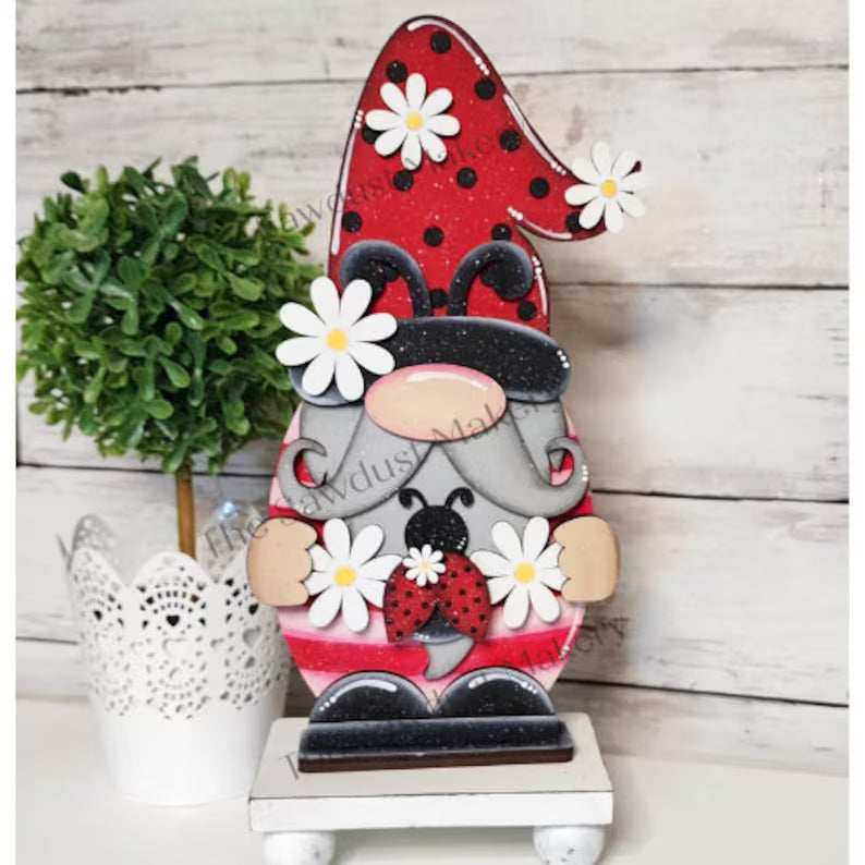 2051 - Ladybug Gnome
